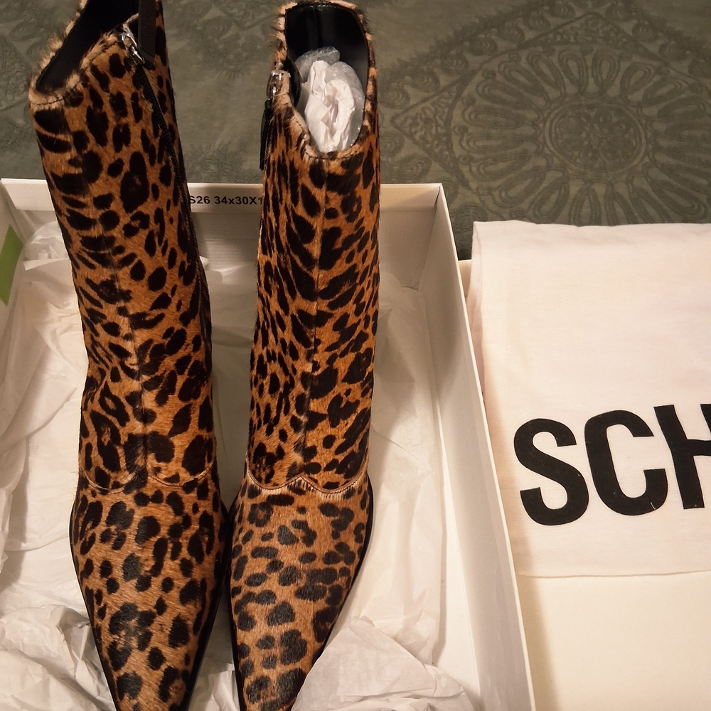SCHUTZ Animal Print Ankle Booties Never Worn